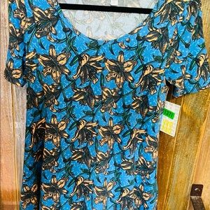 LuLaRoe Perfect-T Top - NWT p4